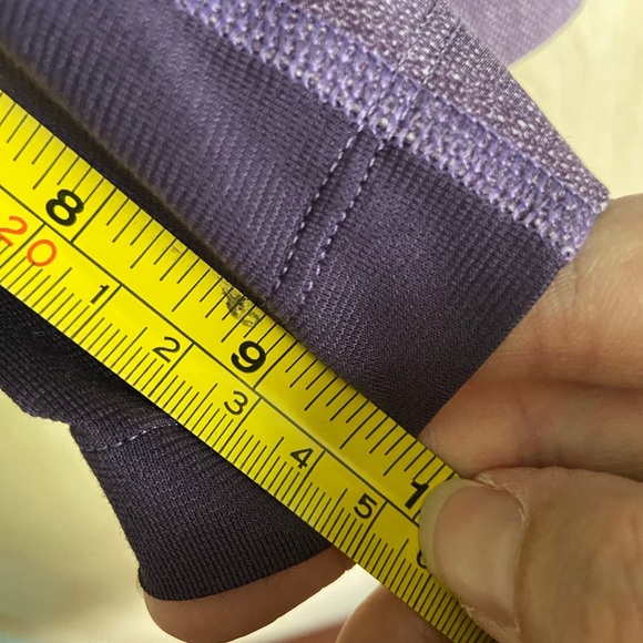 Lululemon T.H.E. Linerless Shorts 9in Inseam Purple Sz Large - Picture 11 of 12